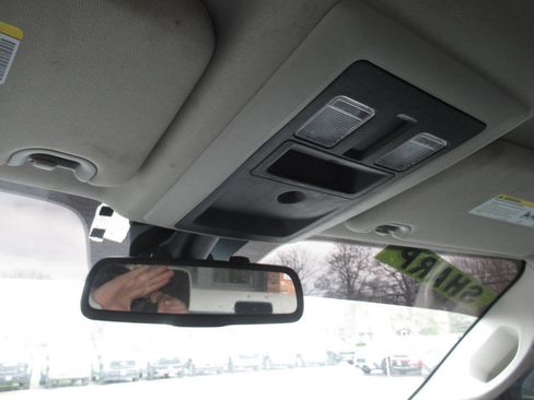 Used 2016 RAM 2500 Tradesman w/ Chrome Appearance Group image 21