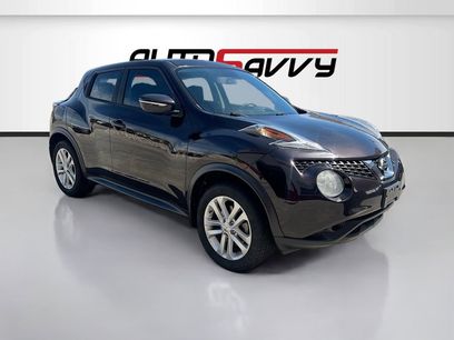 Used 2016 Nissan Juke S w/ Interior Illumination Package