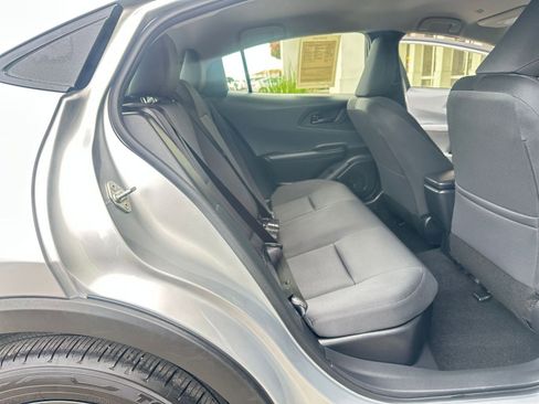 Used 2025 Toyota Prius LE image 27