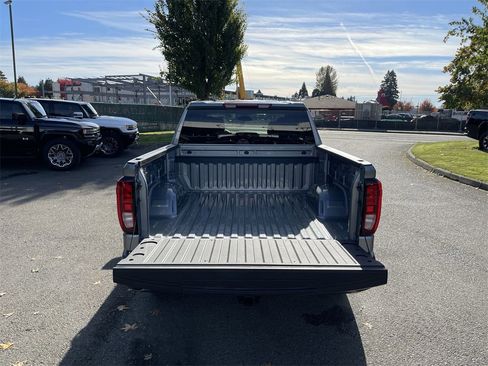 New 2026 GMC Sierra 1500 Elevation image 25