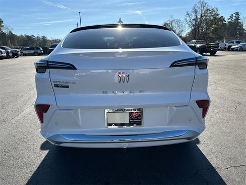 Used 2025 Buick Envista Avenir image 7