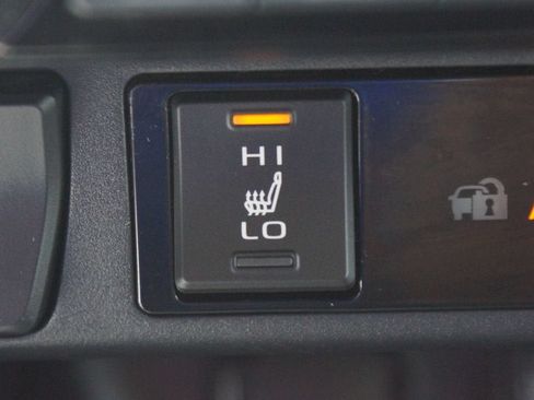 Used 2023 Toyota RAV4 XLE w/ Convenience Package AWD/4WD image 8