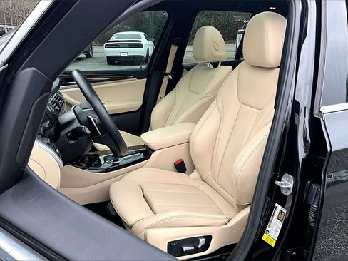 Used 2019 BMW X3 sDrive30i w/ Driving Assistance Package image 18