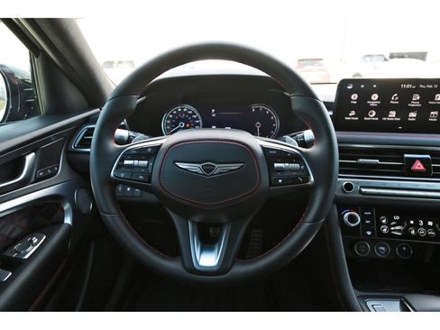 Used 2025 Genesis G70 3.3T Advanced w/ Sport Prestige Package image 15