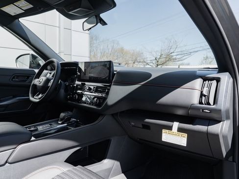 New 2026 Nissan Pathfinder Rock Creek AWD/4WD image 28
