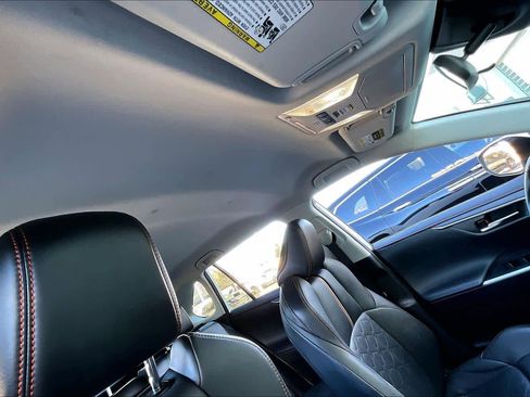 Used 2022 Toyota RAV4 Adventure image 13