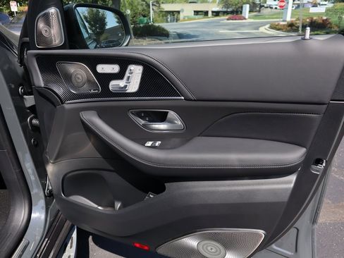 New 2025 Mercedes-Benz GLS 63 AMG 4MATIC image 12