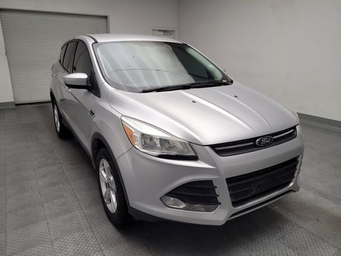 Used 2016 Ford Escape SE FWD image 14
