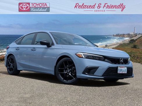 Used 2023 Honda Civic Sport image 1