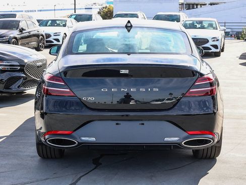 New 2026 Genesis G70 2.5T image 5