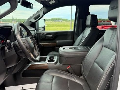 Used 2022 Chevrolet Silverado 2500 High Country w/ Z71 Off-Road Package AWD/4WD image 10