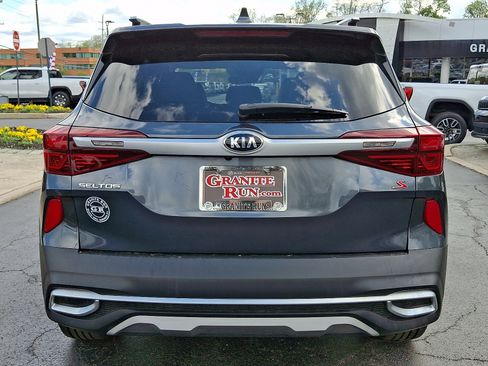 Used 2021 Kia Seltos S AWD/4WD image 5