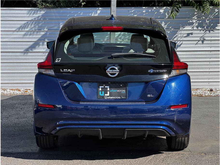 Used 2018 Nissan Leaf SL w/ SL Technology Package FWD image 11