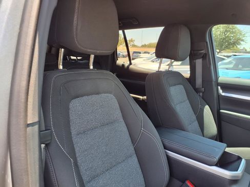 Used 2026 GMC Terrain Elevation w/ Black Edition FWD image 12