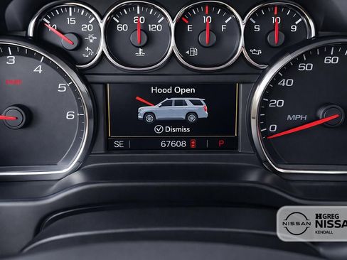 Used 2024 Chevrolet Suburban LS RWD image 10