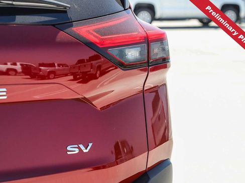 Used 2023 Nissan Rogue SV FWD image 9
