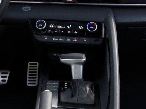 New 2026 Hyundai Elantra Sport FWD image 16