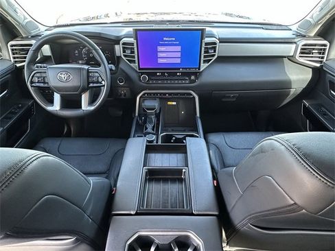 Used 2024 Toyota Tundra Limited image 10