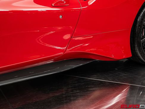 Used 2019 Ferrari 488 Pista Coupe RWD image 18