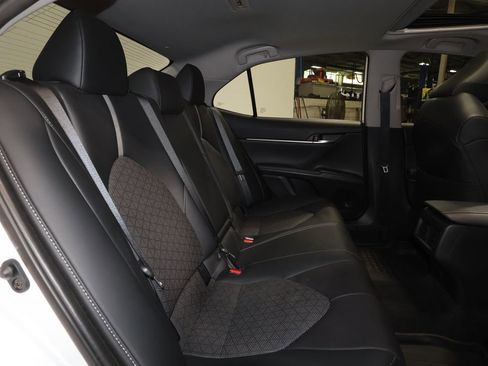 Used 2023 Toyota Camry XSE image 23