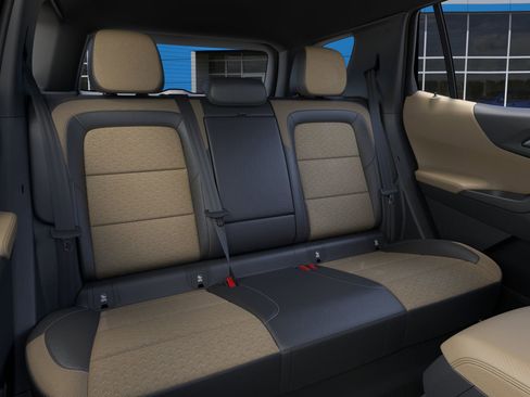 New 2026 Chevrolet Equinox ACTIV w/ Convenience Package III FWD image 15