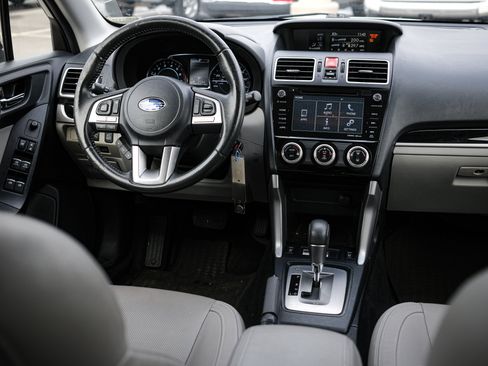 Used 2017 Subaru Forester 2.5i Limited image 30