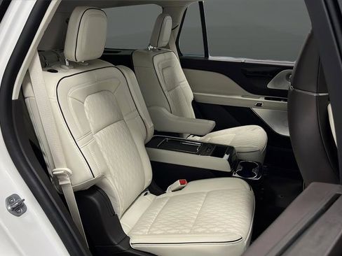 Used 2022 Lincoln Aviator Black Label Grand Touring w/ Class IV Trailer Tow Package AWD/4WD image 26