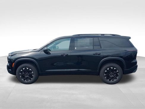 New 2027 Chevrolet Traverse Z71 w/ LPO, Floor Liner Package AWD/4WD image 2