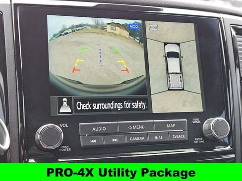 Used 2023 Nissan Titan PRO-4X w/ Pro-4x Convenience Package image 19