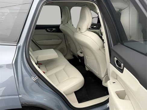 Used 2023 Volvo XC60 B5 Plus w/ Protection Package Premier image 29