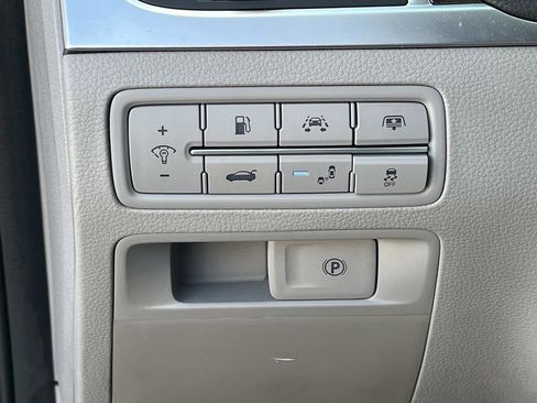 Used 2018 Genesis G80 3.8 w/ Option Group 02 image 29