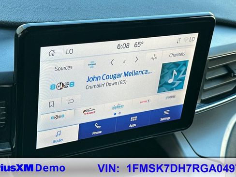 Used 2024 Ford Explorer XLT w/ Equipment Group 202A image 34