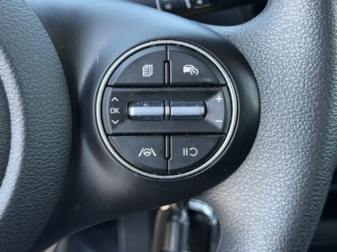 Certified 2025 Kia Soul LX FWD image 19
