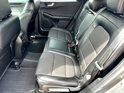 Used 2024 Ford Escape ST-Line w/ Tech Pack #1 FWD image 24