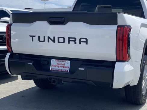 Used 2025 Toyota Tundra SR5 image 4