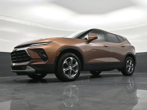 Used 2024 Chevrolet Blazer LT FWD image 23