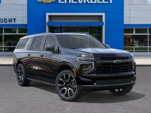 New 2026 Chevrolet Suburban RST image 7