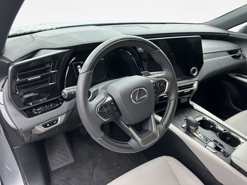 Used 2024 Lexus RX 350 Premium image 11