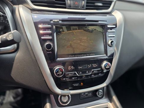 Used 2023 Nissan Murano SV AWD/4WD image 30