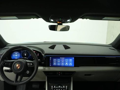 New 2026 Porsche Macan 4 Electric AWD/4WD image 16