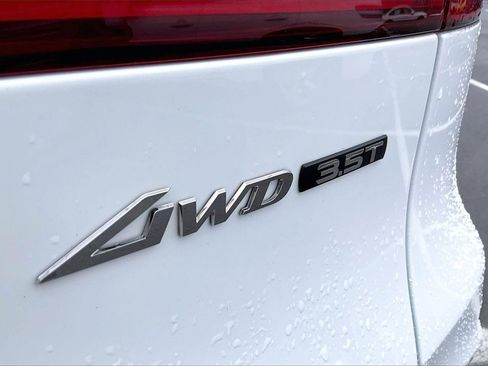 Used 2026 Genesis GV70 3.5T Sport Prestige image 24