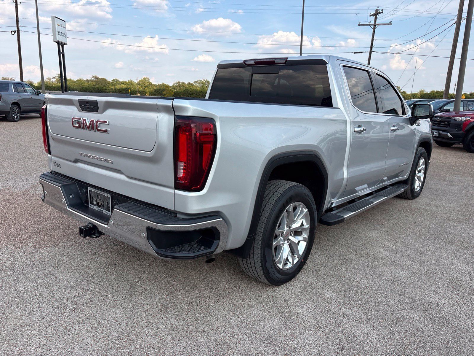 Used 2021 GMC Sierra 1500 SLT w/ SLT Premium Plus Package RWD image 6
