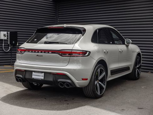 Certified 2023 Porsche Macan AWD/4WD image 10