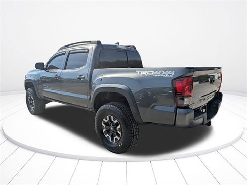 Used 2019 Toyota Tacoma TRD Off-Road image 6