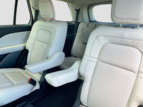 Used 2025 Lincoln Aviator Reserve w/ Illumination Package AWD/4WD image 26