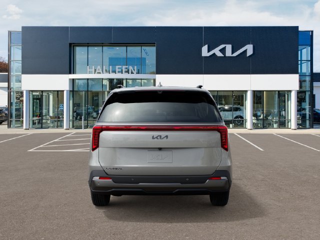 New 2027 Kia Carnival SX Prestige FWD image 5
