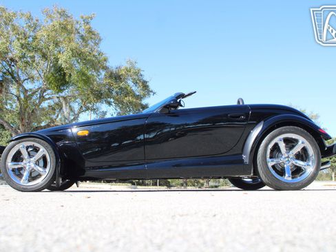 Used 2000 Plymouth Prowler image 17