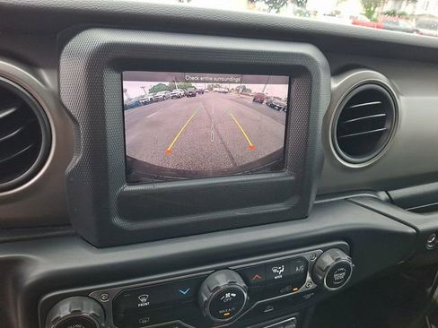 Used 2022 Jeep Wrangler Unlimited Sport AWD/4WD image 18