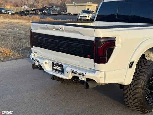 Used 2025 Ford F150 Raptor w/ Equipment Group 803A Raptor R image 10