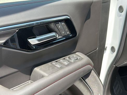 New 2026 Chevrolet Tahoe RST w/ Comfort Package AWD/4WD image 12